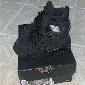 Jordan 4 Retro